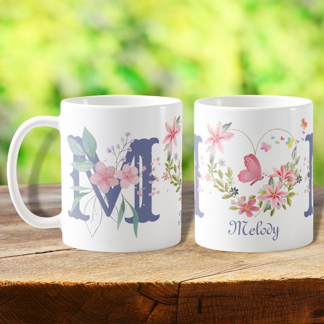 Eleganfarbenes Floral Butterfly Monogramm m Kaffeetasse (Von Creator hochgeladen)