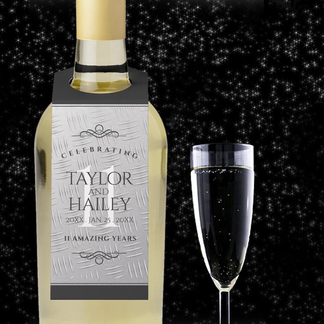Elegant 11. Hochzeitsfeier Flaschenanhänger (11th wedding anniversary bottle hanger with champagne flute on a starry night sky.)