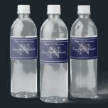Elegant 25. Wedding Anniversary Monogram Custom Wasserflaschenetikett<br><div class="desc">Elegante 25. Hochzeitstag Monogramm Custom Water Flasche Label. Anpassbare Monogramm Initial- und Bride- und Groom-Namen. Klicken Sie auf diese Vorlage, um sie schnell und einfach anzupassen. Das elegante 25. Hochzeitstag Monogram Custom Water Bottle Label ist Teil der Wedding Anniversary Collection in diesem Laden. 30 Tage Geld zurück Garantie. Weltweit schnell...</div>