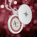 Elegant 37. Alabaster Hochzeitstag Medaillon<br><div class="desc">Feiern Sie den 37. Hochzeitstag mit diesem Gedenkraum! Elegante Schwarz-Weiß-Schriftzüge auf einem cremigen, feinkörnigen, weiß-goldfarbenen Hintergrund und Rose verleihen diesem besondere Anlass und Meilenstein eine unvergessliche Touch. Passen Sie sich mit den Initialen des Paares, einer speziellen Nachricht und den Terminen für den Alabaster-Jubiläum an. ** Der Alabaster-Effekt wird simuliert; bei...</div>