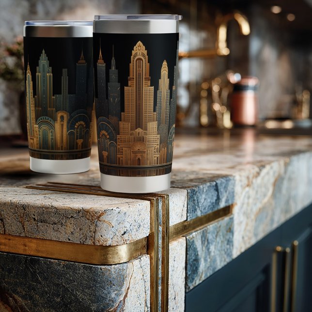 Elegant Art Deco City Skyline in Gold on Black  Thermobecher (Von Creator hochgeladen)