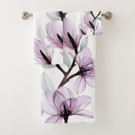 Elegant bathroom towel set with a floral design 