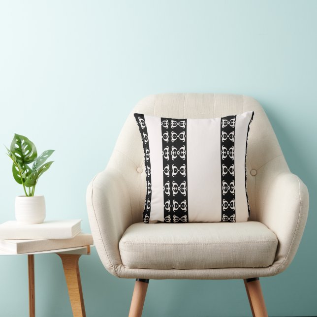 Elegant Black and Ivory Geometric Kissen (Stuhl )