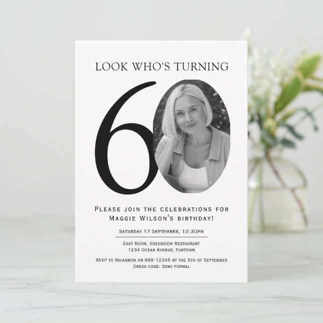 Elegant Black and White Photo Birthday Einladung (Stehend Vorderseite)