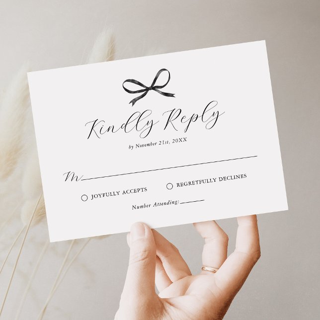 Elegant Black Bow Wedding RSVP Karte (Von Creator hochgeladen)