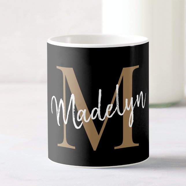 Elegant Black Gold Monogram Girly Script Stilvoll Kaffeetasse (Von Creator hochgeladen)
