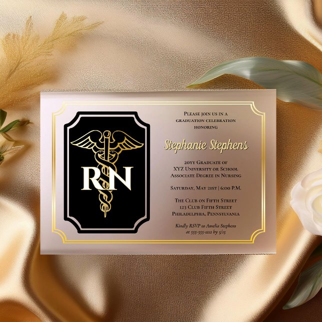 Elegant Black | Gold Nurse RN Graduation Party Acryleinladungen (Elegant Black and Gold T One Nurse "RN" Graduation Party Acrylic Invitations)