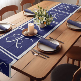 Elegant-blau-grau-Anfangsmonogramm Kurzer Tischläufer
