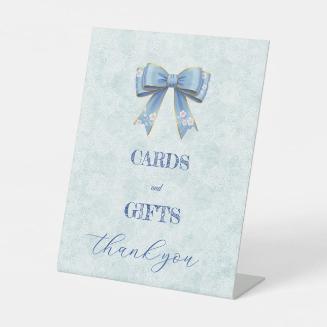 Elegant Blue Bow Engagement Party Invitation Sockelschild (Vorderseite)