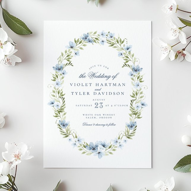 Elegant Blue Floral Greenery Wreath Wedding Einladung (Von Creator hochgeladen)