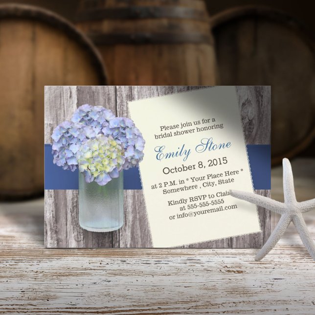 Elegant Blue Hydrangea & Mason Jar Brautparty Einladung (Von Creator hochgeladen)
