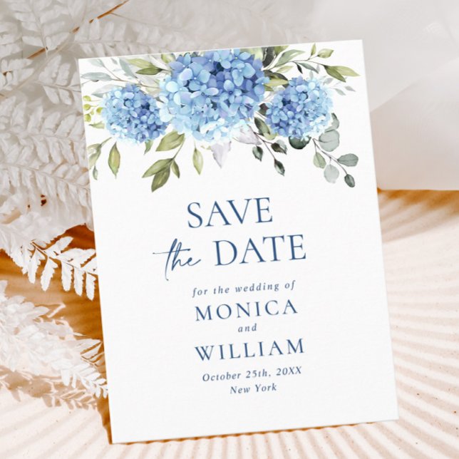 Elegant Blue Hydrangea Wedding Save the Date Postkarte (Von Creator hochgeladen)