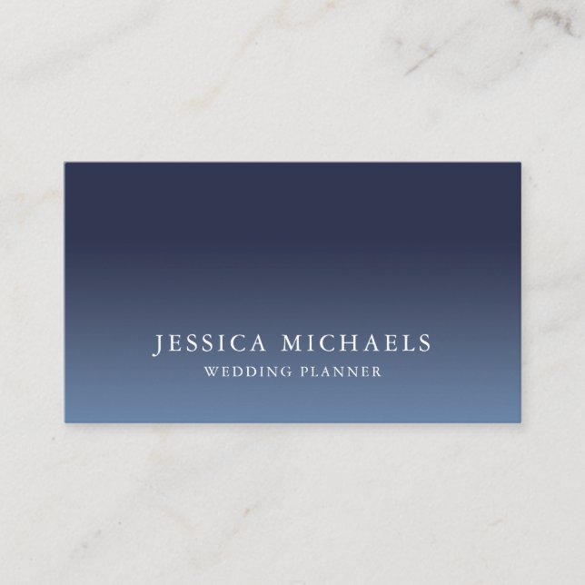Elegant Blue Ombre Minimalistisch Business Card Visitenkarte (Vorderseite)