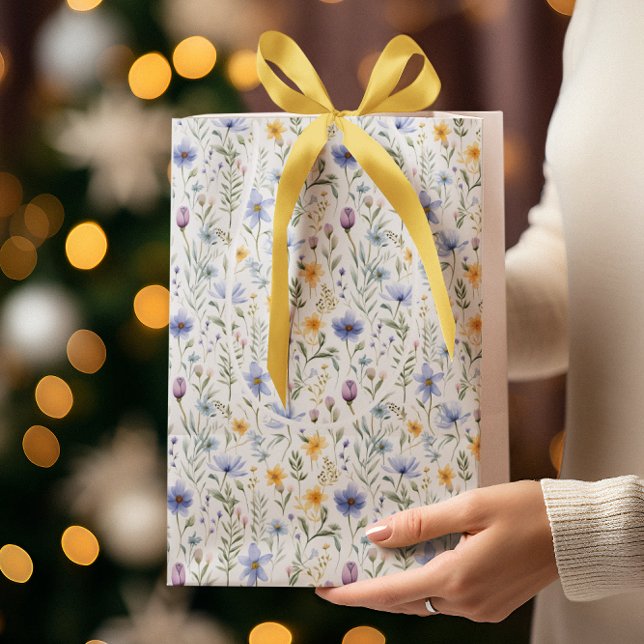 Elegant Blue Purple Watercolor Wildflower  Mittlere Geschenktüte (Von Creator hochgeladen)