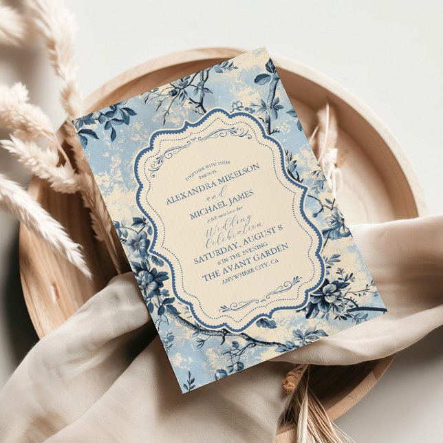 Elegant Blue Toile De Jouy Wedding Einladung (Von Creator hochgeladen)