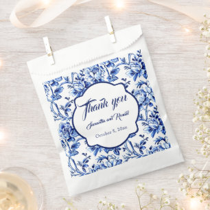 Elegant Blue White Floral Toile Hochzeit Geschenktütchen