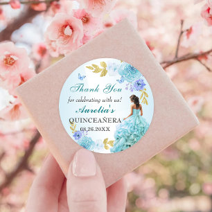 Elegant Blush Blue Floral Quinceanera Geburtstag Runder Aufkleber
