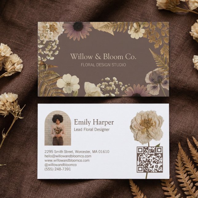 Elegant Boho Botanical Wildflower Floral Photo QR Visitenkarte (Elegant Boho Botanical Wildflower Floral Photo QR Business Card)