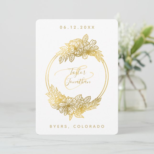 Elegant Boho Chic White Gold Blume Chic Wedding Einladung (Stehend Vorderseite)