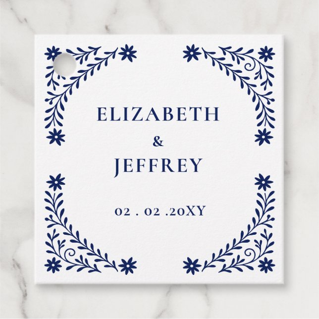 Elegant Boho Navy Floral Wedding Geschenkanhänger (Vorderseite)