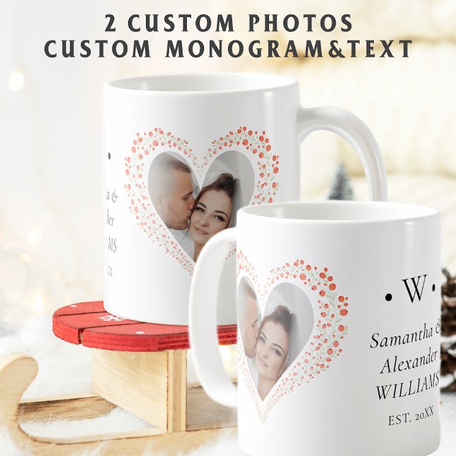 Elegant Botanical Heart Photo Wedding Christmas Kaffeetasse (Elegant Botanical Heart 2-Photo Wedding First Christmas Custom Monogram, Message & Year Coffee Mug)