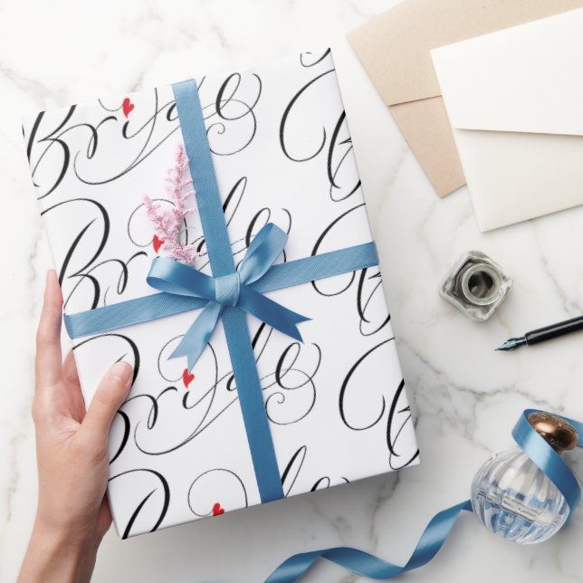 Elegant Bride Calligrafy Extravagant Script Letter Geschenkpapier (Schenken)
