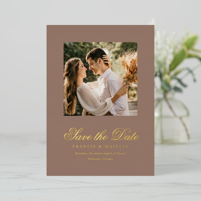 Elegant Brown Romantic Photo Wedding Save the Date Folieneinladung (Stehend vorne)