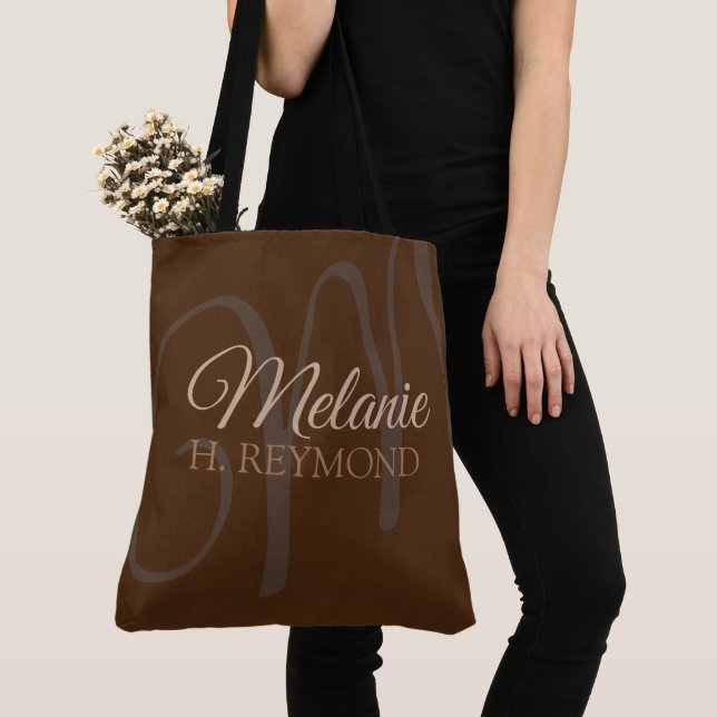 Elegant Brown Tote Bag mit ihrem Namen und ihrem A (Von Nahem)