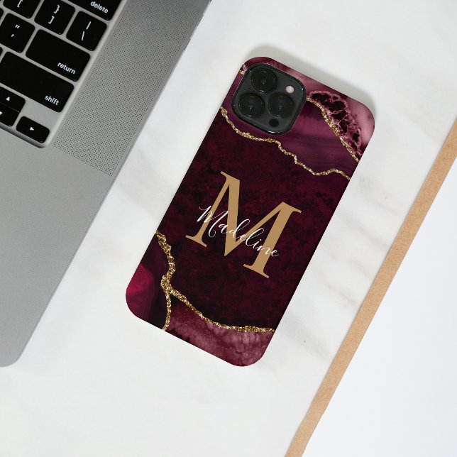 Elegant Burgundy Gold Agate Geode Monogram iPhone Hülle (Von Creator hochgeladen)