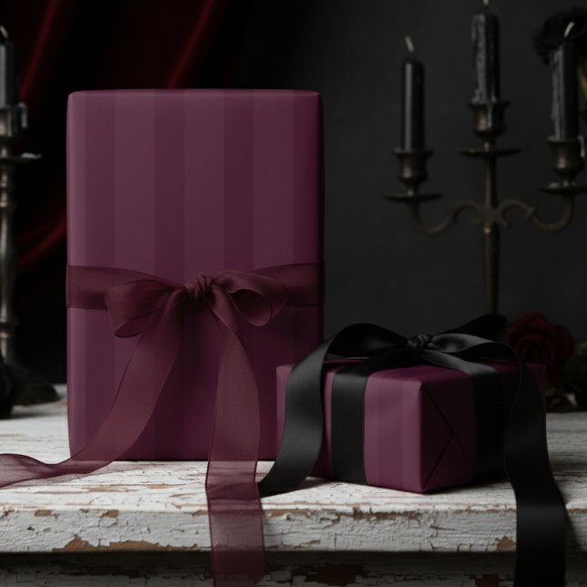 Elegant Burgundy on Burgundy Thick Stripes Geschenkpapier (Sophisticated Elegant Gothic Dark Burgundy Thick Striped Wrapping Paper 4 Gothic Wedding Anniversary)
