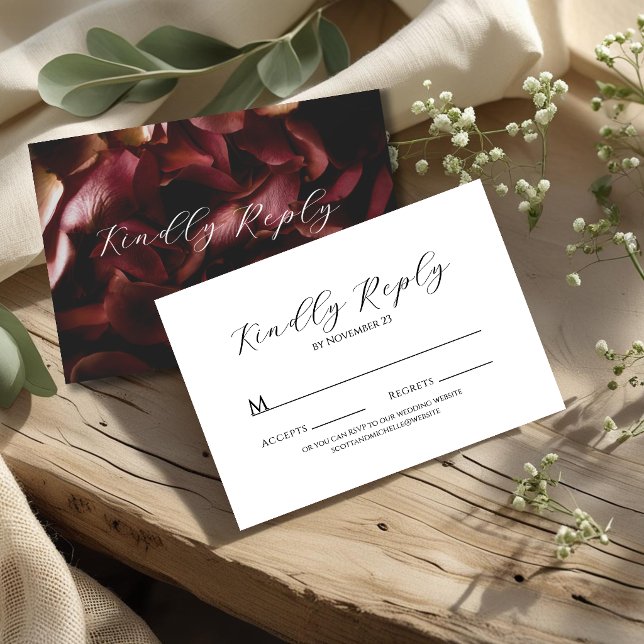 Elegant Burgundy Romantic Rose RSVP Card Karte (Von Creator hochgeladen)