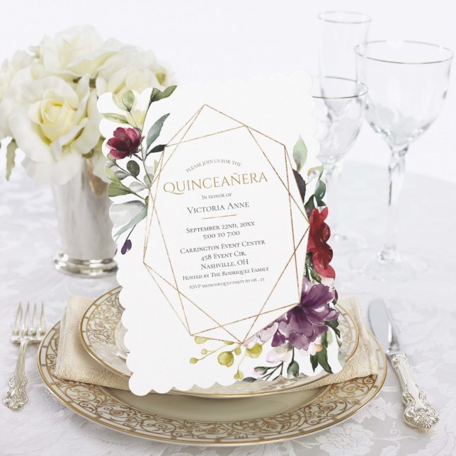 Elegant Burgundy Scalloped Quinceañera Einladung (Von Creator hochgeladen)