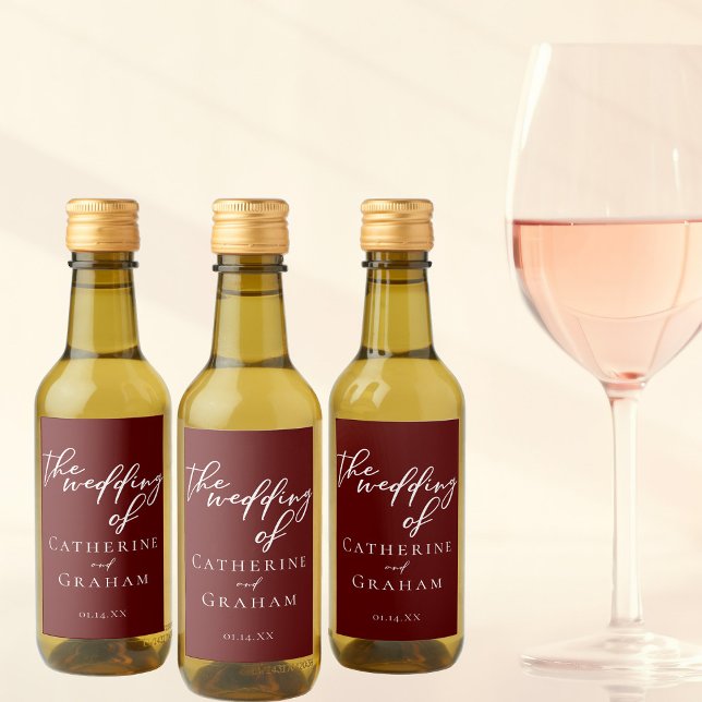 Elegant Burgundy Script Personalisiert Wedding Min Weinetikett (Von Creator hochgeladen)