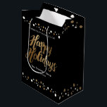 "Elegant Celebration" - Corporate Holiday Mittlere Geschenktüte<br><div class="desc">"Elegante Feier", eine Serie individueller Geschenktaschen, die der Weihnachtsfeier Ihres Unternehmens eine raffinierte Touch verleihen. Diese Taschen eignen sich hervorragend, um Kunden, Mitarbeitern, Freunden und der Familie Geschenke zu präsentieren und eine Mischung aus Eleganz und festlichem Beifall zu präsentieren. Jede Geschenktasche bietet "Happy Holidays" in einem schönen Goldskript und bringt...</div>