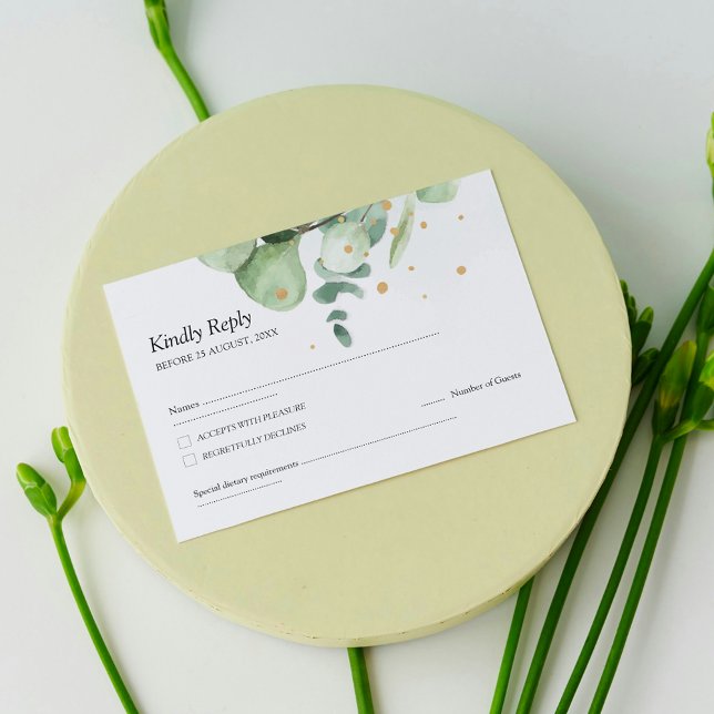 Elegant Chic Green Eucalyptus Wedding Gold Akzente RSVP Karte (Von Creator hochgeladen)