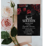 Elegant Chic Rote Rosen Black Sweet 16 Einladung<br><div class="desc">Moderne,  schicke und glamouröse Sweet 16 mit rote Rosen auf schwarzem Hintergrund.</div>