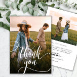 Elegant Chic Typografy Script 2 Foto Wedding Dankeskarte<br><div class="desc">Modernes Boho Chic Kalligrafie Script 2 Foto Hochzeit Dankeschön Karte. Stilvolle Hochzeit danke Ihnen Vorlage mit einem vollen vertikalen Foto auf der Vorderseite mit dem Text "Danke" in einer skurrilen Wirblen Hand Schrift Typografie Swash Schwanz Schriftart Skript weiß Overlay auf dem Bild. Auf der Rückseite vorgefertigte Danksagung mit einem Foto....</div>