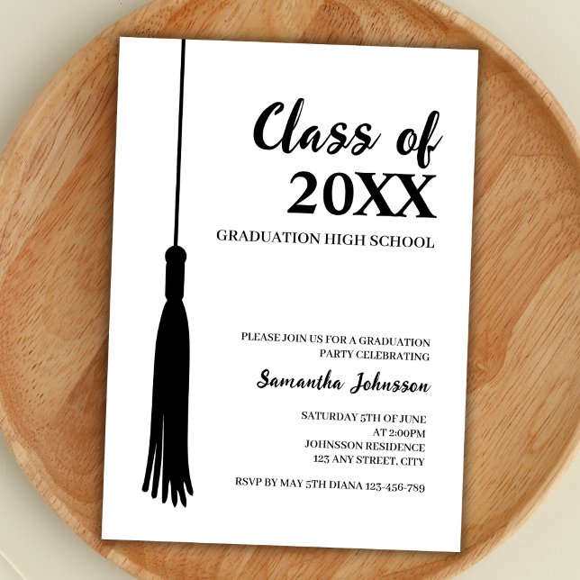 Elegant Class of 2024 Grad Tassel Abschluss Einladung (graduation party invitation class of 2024 elegant minimalist simple black and white grad tassel)