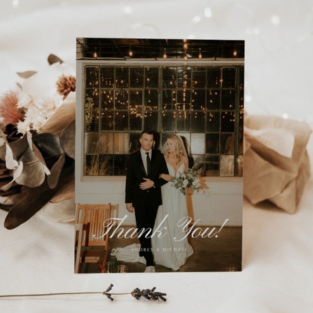 Elegant Classic Script Wedding Photo Dankeskarte (Von Creator hochgeladen)