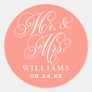 Elegant Coral Mr. and Mrs. Script Custom Monogram Runder Aufkleber