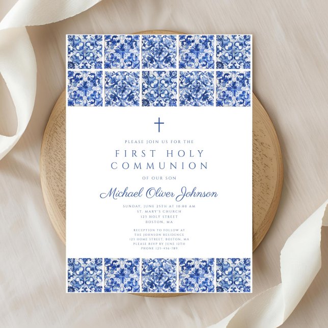 Elegant Cross Blue Tiles Boy First Communion Einladung (Elegant Cross Blue Tiles Boy First Communion Invitation)