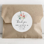 Elegant Dainty Floral Vielen Dank Gastgeschenk Hoc Runder Aufkleber<br><div class="desc">Dieser elegante Blumenaufkleber mit Gastgeschenk Hochzeit-Klassiker ist perfekt für eine moderne Hochzeit. Die Einrichtung besteht aus illustriert rosa, rot-weiß rosa Rosen, von Grünblättern umgebene Bäume, die die wunderschönen Herbstfarben noch verstärken. Machen Sie den Aufkleber mit Ihren eigenen Namen, der Veranstaltung (falls zutreffend) und dem Datum versehen. Diese Aufkleber können einen...</div>