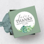 Elegant danke Ihnen Tropical Wedding Stickers<br><div class="desc">Diese Hochzeitsaufkleber sind mit Aquarellmonstera und Blätter aus Palmen versehen. Die Worte "Liebe & Dank" sind Set in trendiger Typografie. Besuchen Sie www.zazzle.com/dotellabelle Kunst und Design der Wasserfarben von Victoria Grigaliunas,  um sich das passende Thema der tropischen Hochzeit anzusehen</div>