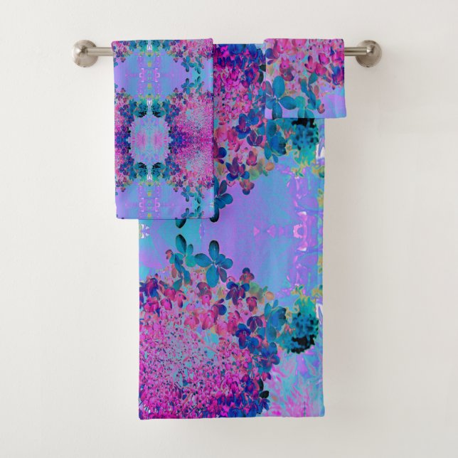 Elegant Dark Blue und Magenta Limelight Hydrangea Badhandtuch Set (Insitu)