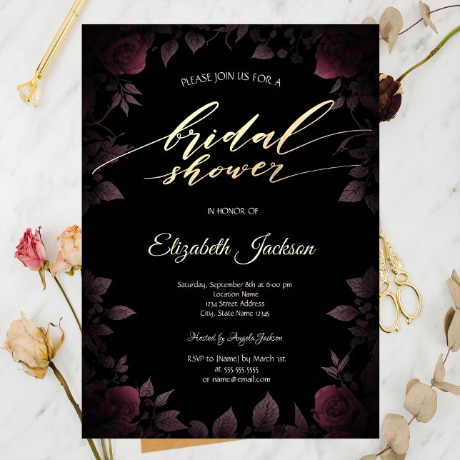 Elegant Dark Burgundy Roses Black Bridal Shower  Einladung (Von Creator hochgeladen)