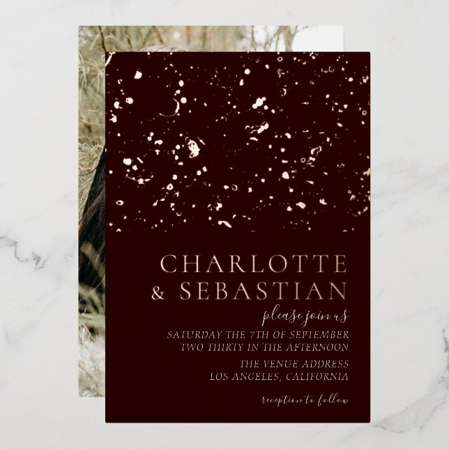 Elegant Deep Red Foto Wedding Personalisiert Folieneinladung (Vorderseite/Rückseite)