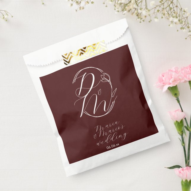 Elegant Delicate Floral Wedding Logo Deep Burgundy Geschenktütchen (Versiegelt)