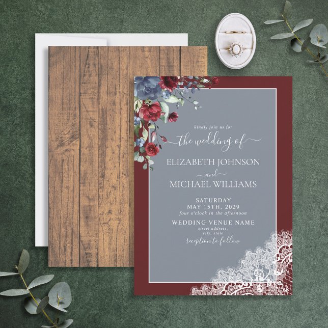 Elegant Dusty Blue Burgundy Wood Script Wedding Einladung (Von Creator hochgeladen)