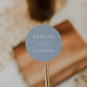 Elegant Dusty Blue Calligraphy Wedding Runder Aufkleber