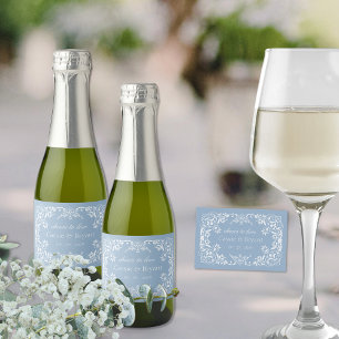 Elegant Dusty Blue Chic Cheers Stilvolle Hochzeit